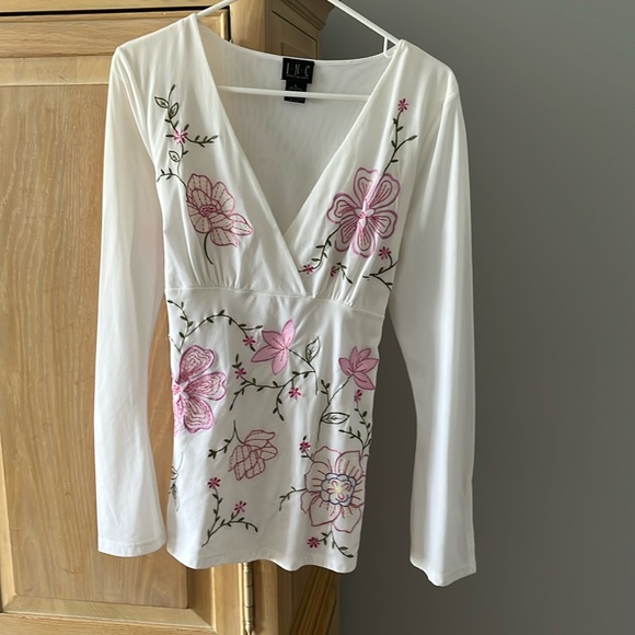 I.N.C. Embroidered Pink Floral Long Sleeve Top | lightweight | Tie in back - Picture 1 of 4